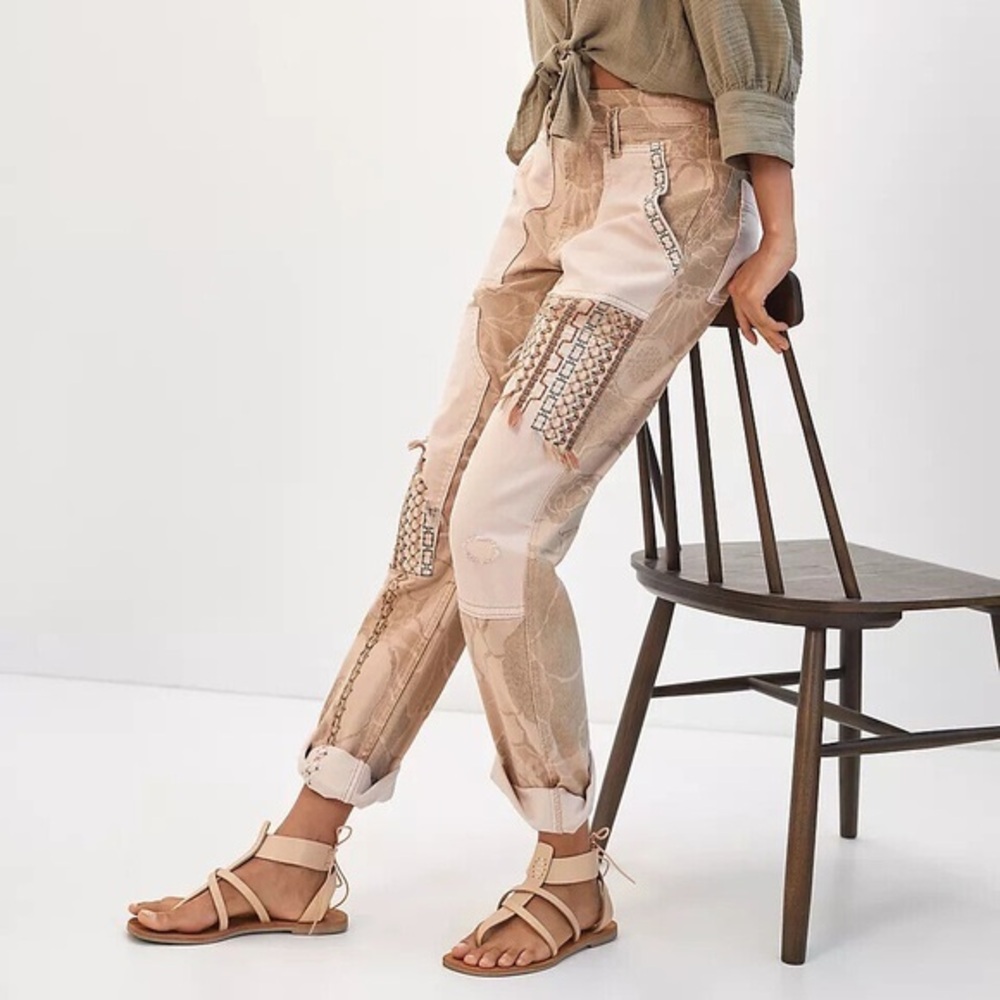 Pilcro Beige Patterned Ankle Pants